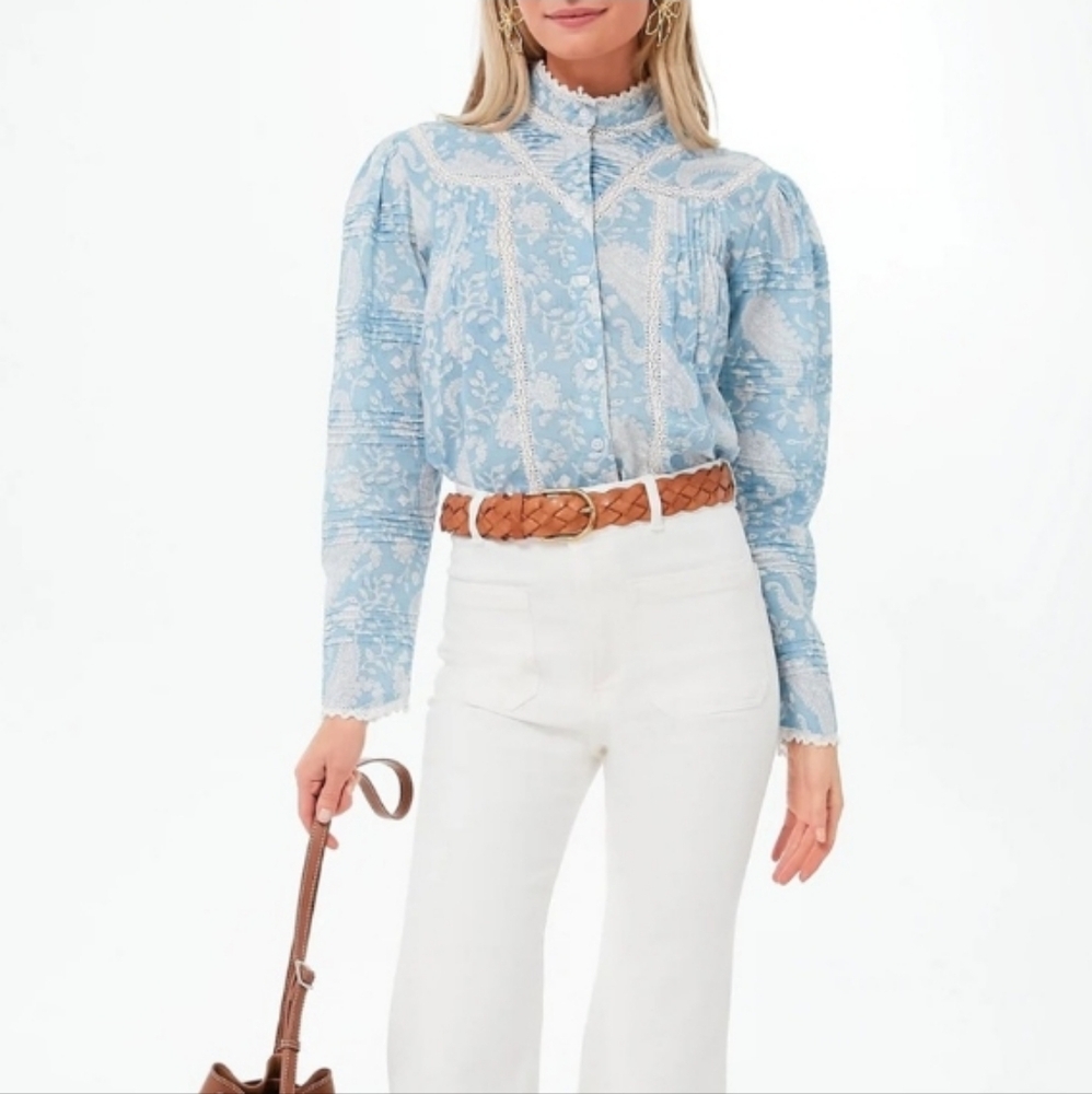 Tuckernuck Light Blue and White Floral Lace-Trim Button Down Shirt